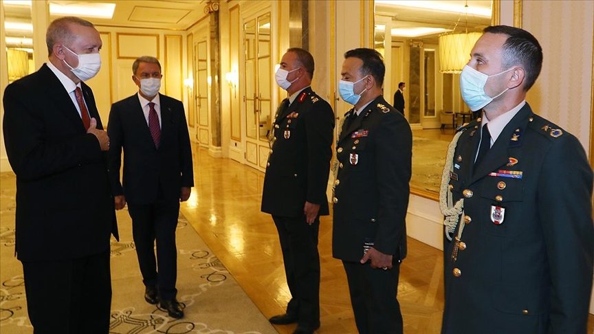 Cumhurbaşkanı Erdoğan, Azerbaycan Görev Grubu’ndaki askerleri kabul etti
