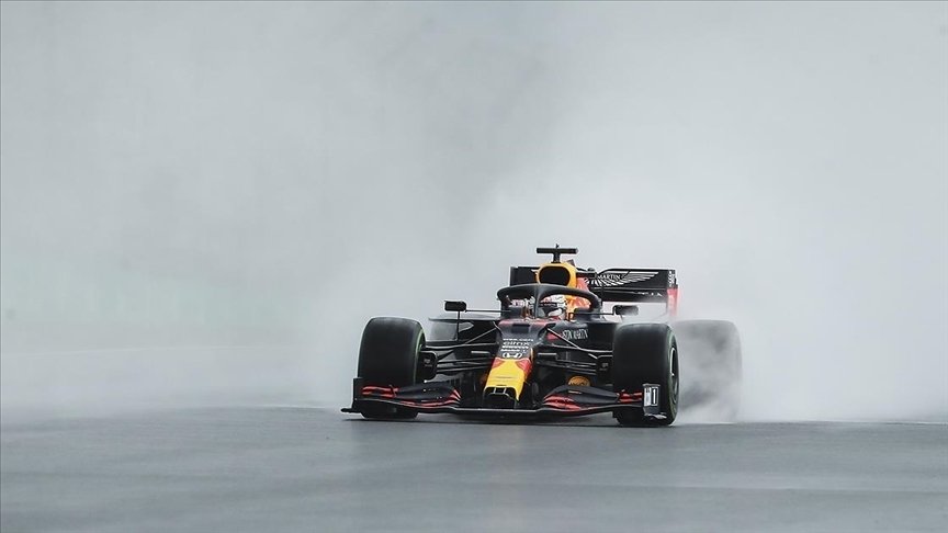 F1 Büyük Britanya Grand Prix’sinde tribünlerin tamamına seyirci alınacak