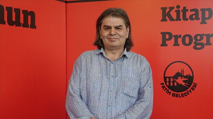 ‘Revnakoğlu’nun İstanbul’u-İstanbul’un İç Tarihi: Fatih’ eserinin ilk 2 cildi okurla buluştu