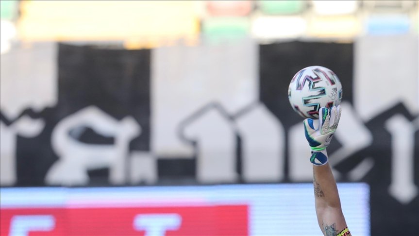 CAS, Ajaxlı kaleci Onana’nın doping cezasını 9 aya indirdi