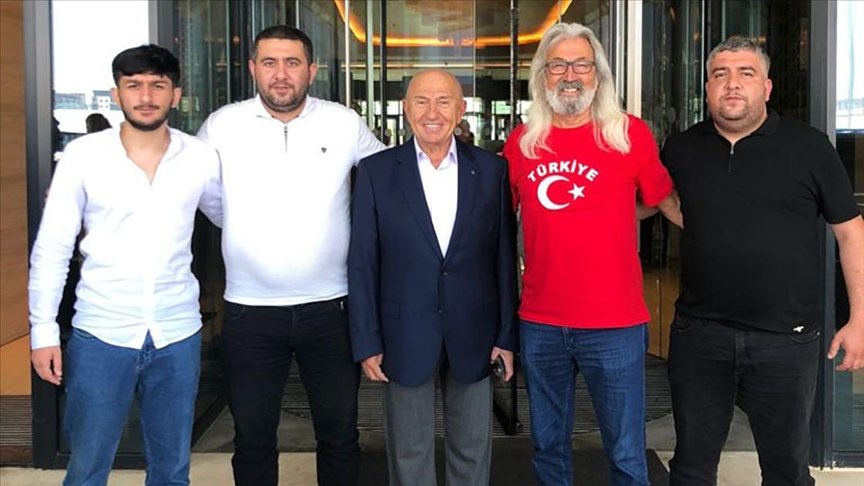 Türkiye ve Azerbaycan’ın tribün liderleri A Milli Takım’a destek için bir araya geldi