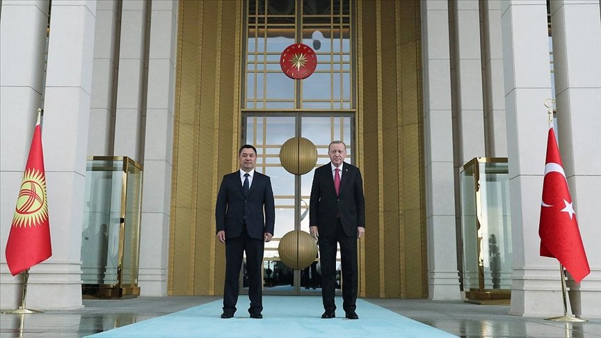 Kırgızistan Cumhurbaşkanı Caparov Türkiye’de