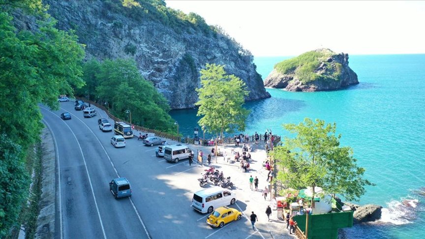 ‘Sakin şehir’ Perşembe’deki Hoynat Adası cazibe merkezi haline geldi