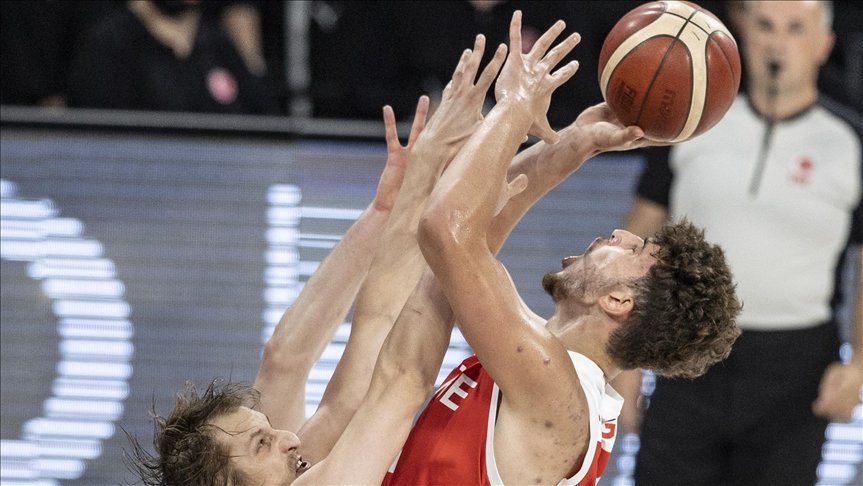 A Milli Basketbol Takımı hazırlık maçında Rusya’yı yendi