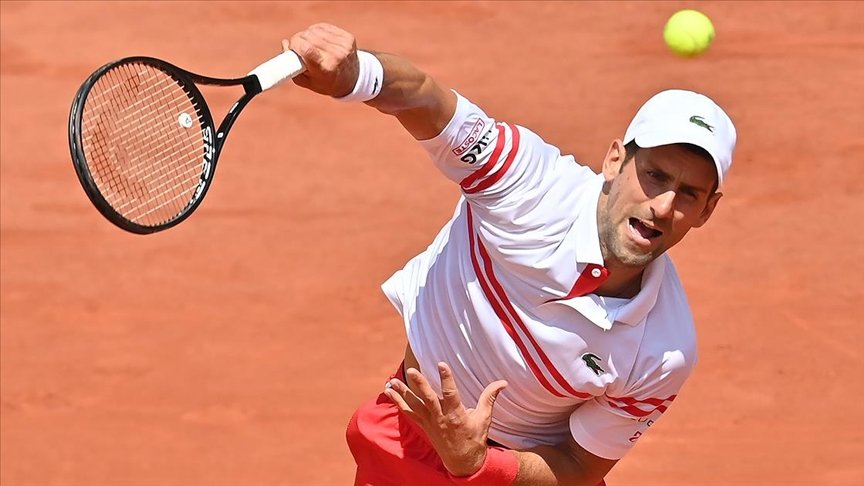 Fransa Açık’ta Djokovic, rakibi Musetti’nin 5. sette sakatlanması sonrası çeyrek finale çıktı