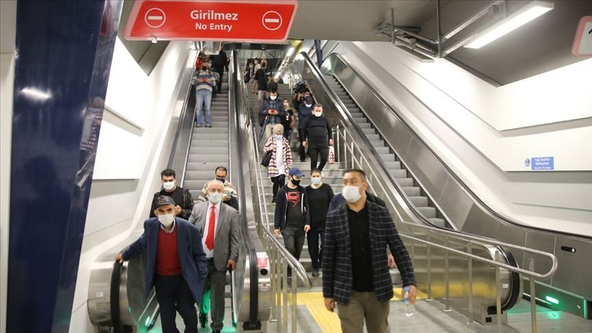 İstanbul’da metrolar internet erişimine açılıyor