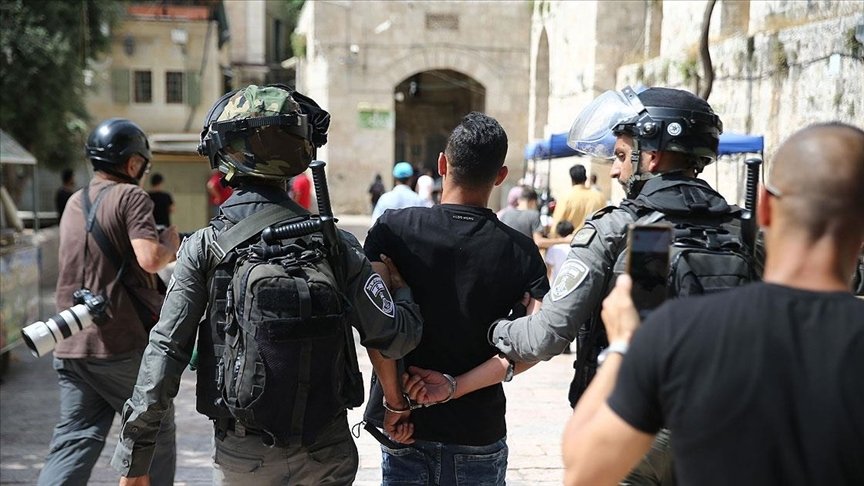İsrail güçleri Batı Şeria ve  Doğu Kudüs’te son 9 günde 175 Filistinliyi gözaltına aldı