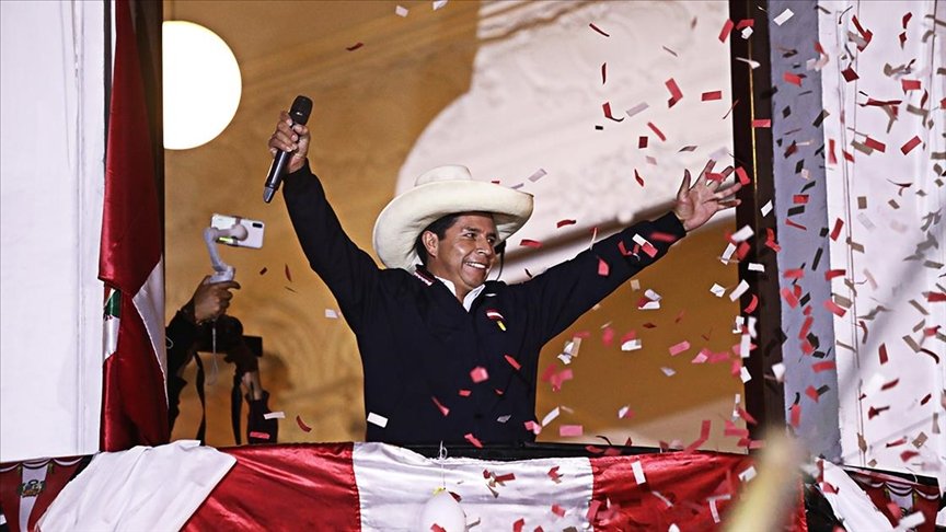 Peru’da devlet başkanlığı seçimini solcu aday Castillo kazandı