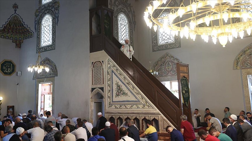Diyanet İşleri Başkanı Erbaş, Kosova’nın Prizren şehrinde hutbe irat etti