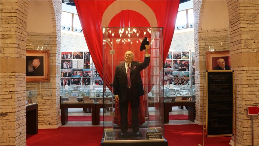 Süleyman Demirel’in hatırası Isparta’da adına kurulan müzede yaşatılıyor