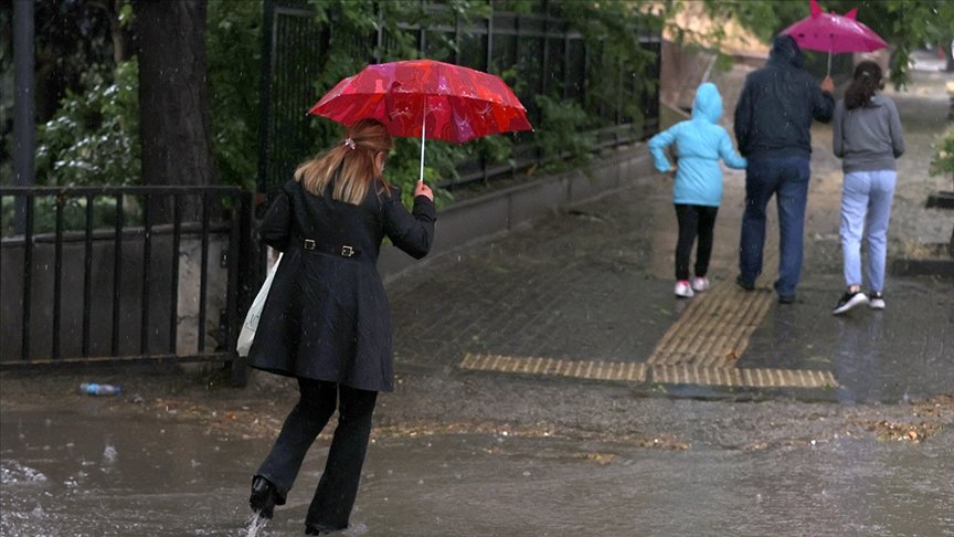 Türkiye’nin kuzey, iç ve batı kesimlerinde bugün sağanak etkili olacak