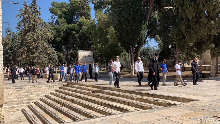 Fanatik Yahudilerden Mescid-i Aksa’ya baskın