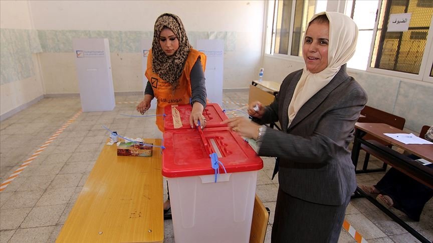 Libya’da Anayasa referandumunun 24 Aralık seçimlerinden sonra yapılması öngörülüyor