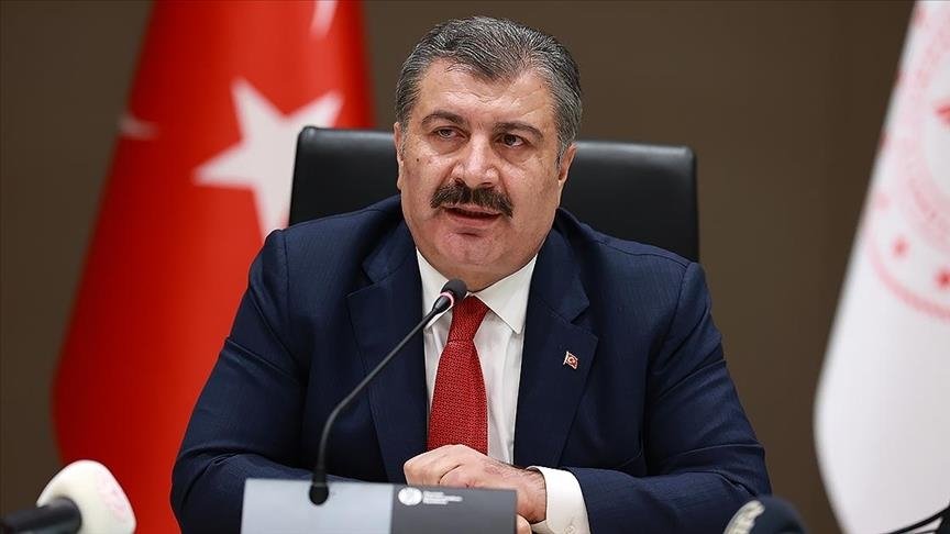 Sağlık Bakanı Koca Kayseri’de silahlı saldırıya uğrayan doktorla görüştü