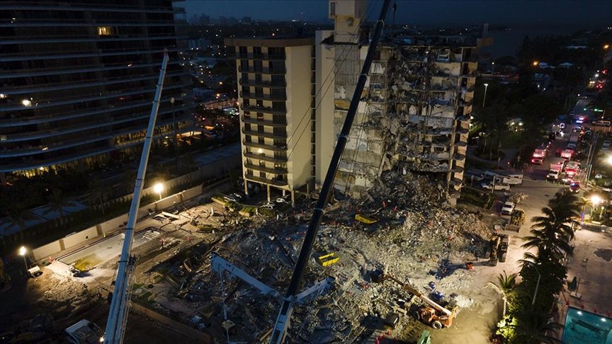 Miami’de çöken 13 katlı binada can kaybı 16’ya yükseldi