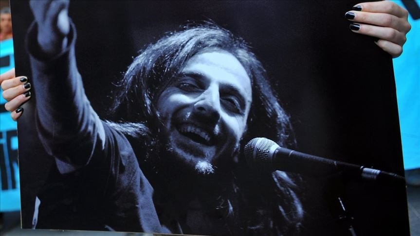 ‘Şair Ceketli Çocuk’: Kazım Koyuncu