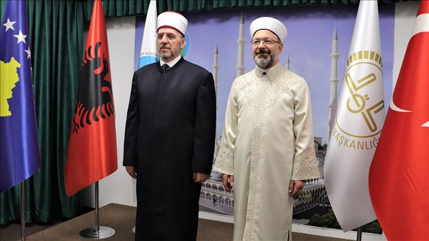 Diyanet İşleri Başkanı Erbaş, Kosova İslam Birliği’ni ziyaret etti