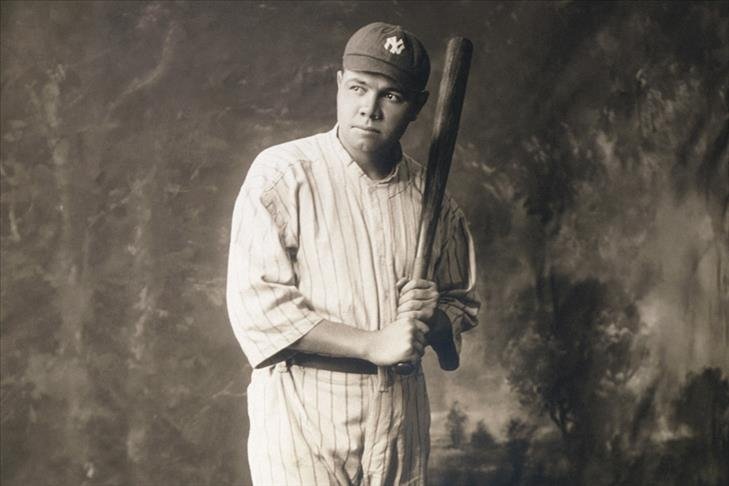 Babe Ruth’un oyuncu kartı yaklaşık 6 milyon dolarlık rekor ücretle satıldı