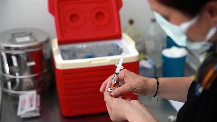 Bakan Koca’dan BioNTech aşıları için ‘6 saat’ uyarısı