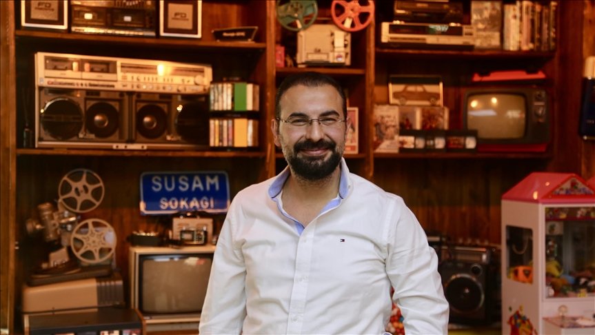 Konya’da iş insanının koleksiyon tutkusu fabrikasının üst katını adeta müzeye dönüştürdü