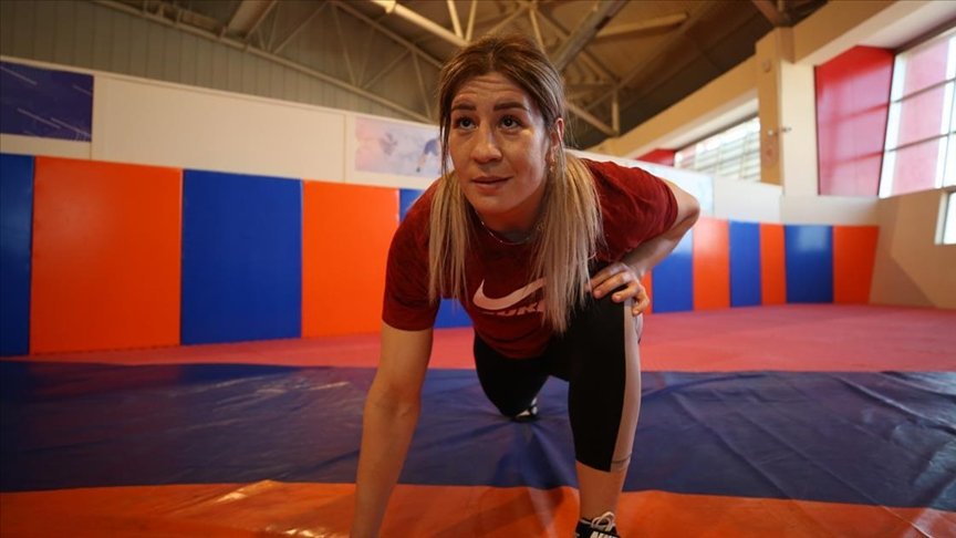 Milli güreşçi Yasemin Adar’ın hedefi olimpiyat şampiyonluğu
