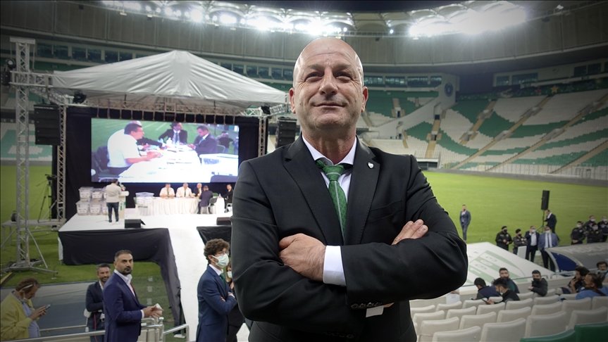 Bursaspor’da yeni başkan Hayrettin Gülgüler oldu