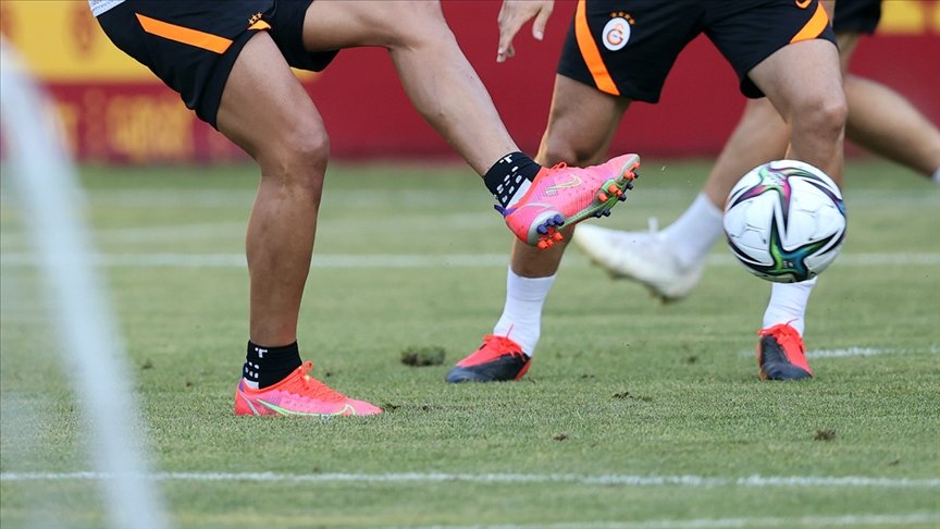Galatasaray, Olympiakos ile hazırlık maçı yapacak