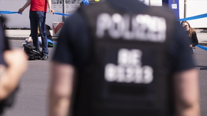 Almanya’da Türk aileye ırkçı saldırı