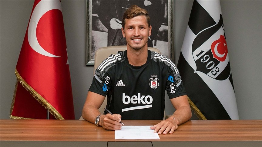 Salih Uçan resmen Beşiktaş’ta