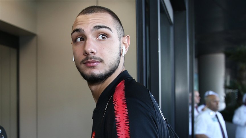 Medipol Başakşehir, milli futbolcu Ahmed Kutucu’yu renklerine bağladı