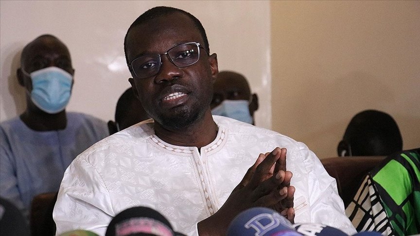 Senegal’de muhalif lider Sonko: Fransa’nın artık elini gırtlağımızdan çekmesinin zamanı geldi