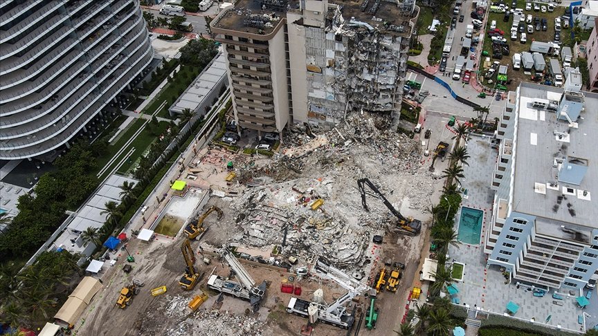 Miami’de bir kısmı çöken 13 katlı binanın tamamının yıkılmasına karar verildi