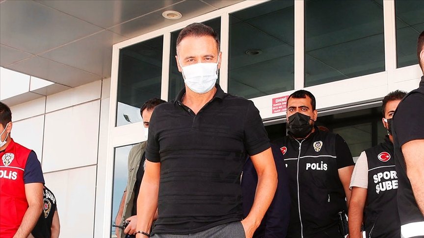 Fenerbahçe’de teknik direktörlüğe getirilen Vitor Pereira, İstanbul’a geldi
