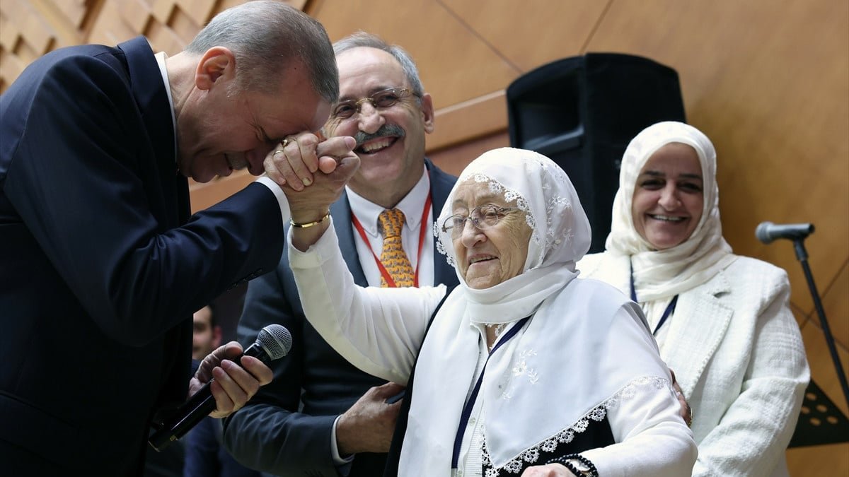 Alime Nine’den Cumhurbaşkanı Erdoğan’a Övgü Dolu Sözler