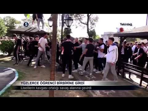 Yüzlerce Öğrenci Birbirine Girdi