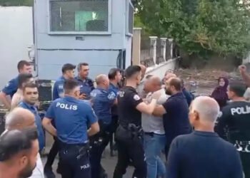 Gaziantep’te ilçeyi ayağa kaldıran cinsel istismar iddiası! Yüzlerce kişi karakolun önünde toplandı