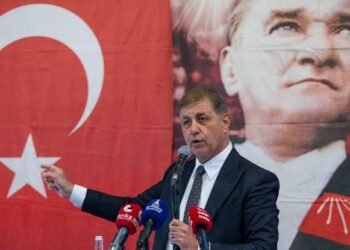 Cemil Tugay’dan Flaş hamle! İzmir 14 Ağustos’ta AK Parti’ye Mi Geçiyor?