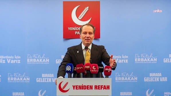 Fatih Erbakan’dan Akla Ziyan Mekke Anlaşması İddiası! YRP’liler Bile Şaştı Kaldı