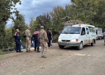 Pancar Tarlasında Katliam! Aynı Aileden 4 Kişiyi Öldürdü