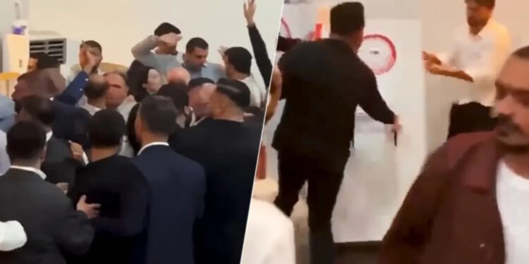 İzmir’de Tekmeler Havada Uçuştu! Buca’da Yeni Parti’liler Birbirine Girdi